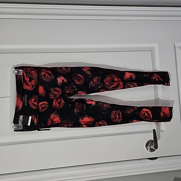 Victoria Sport leggings - Picture 2 of 3